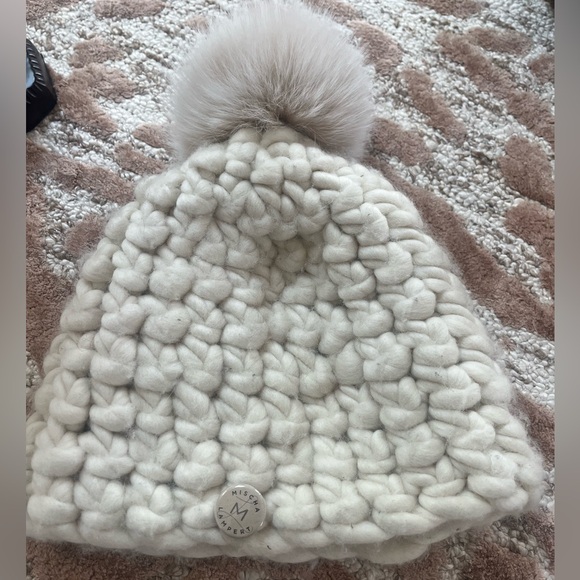 Mischa Lampert Beanie Pomster Chunky Knit w/ Raccoon Fur Pom | Size M | EUC main image 6